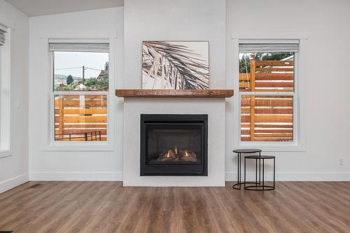 6448 Agassiz Road, Vernon, BC - Indoor Photo Showing Living Room With Fireplace