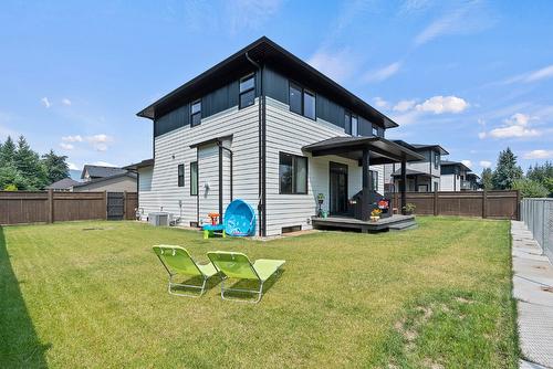 1-1441 20 Avenue, Salmon Arm, BC - Outdoor