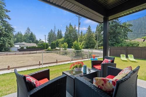 1-1441 20 Avenue, Salmon Arm, BC - Outdoor With Deck Patio Veranda