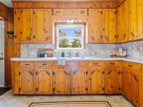 193 Highway 2, Enfield, NS 