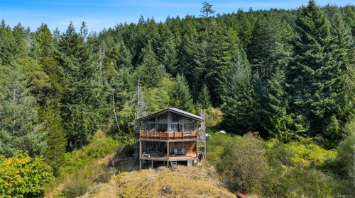 2585 Sooke River Rd, Sooke, BC 