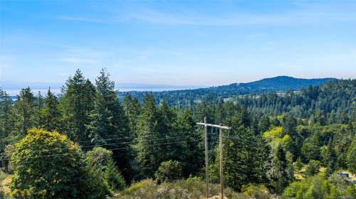 2585 Sooke River Rd, Sooke, BC 