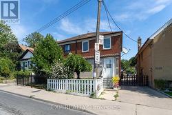2505 DUFFERIN STREET  Toronto, ON M6B 3R3
