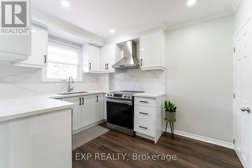 2505 Dufferin Street, Toronto, ON - Indoor Photo Showing Kitchen