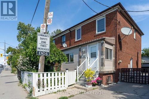 2505 Dufferin Street, Toronto, ON - Outdoor