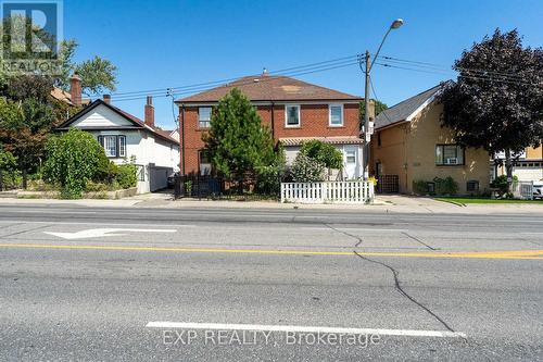 2505 Dufferin Street, Toronto, ON - Outdoor
