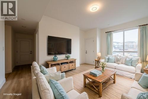 2648 Tranquille Road Unit# 116, Kamloops, BC - Indoor Photo Showing Living Room