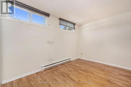120 Royalton Private, Ottawa, ON - Indoor Photo Showing Other Room