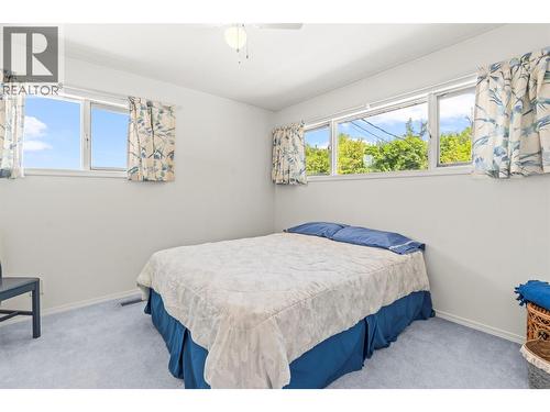 2804 25 Street, Vernon, BC - Indoor Photo Showing Bedroom