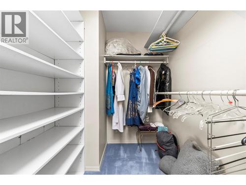 2804 25 Street, Vernon, BC - Indoor With Storage