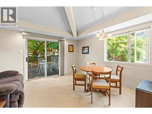 2804 25 Street, Vernon, BC - Indoor Photo Showing Dining Room
