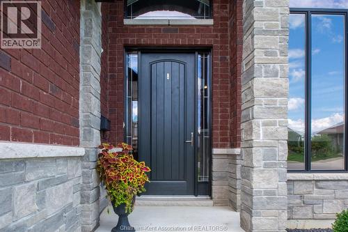 64 Valencia Drive, Chatham, ON - Outdoor With Exterior