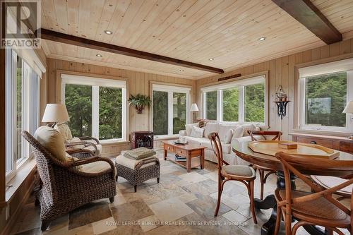 36 Manitouwabing Estates Road, Mckellar, ON - Indoor Photo Showing Dining Room