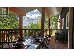 811 Victoria Street  New Denver, BC V0G 1M0