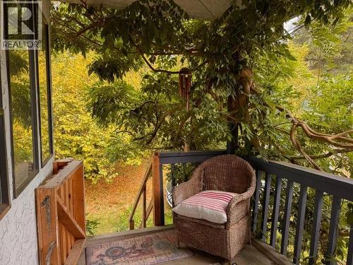 7889 Highway 101, Powell River, BC - Outdoor