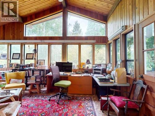 7889 Highway 101, Powell River, BC - Indoor