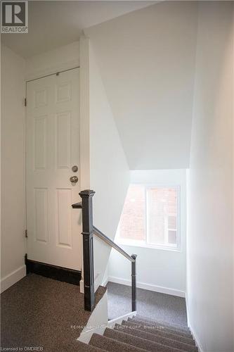 3 - 49 Fairleigh Avenue S, Hamilton, ON - Indoor Photo Showing Other Room
