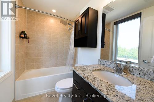201 - 17 Spooner Crescent, Collingwood, ON - Indoor Photo Showing Bathroom