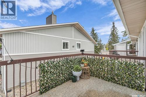 7320 Dalgliesh Drive, Regina, SK - Outdoor With Exterior