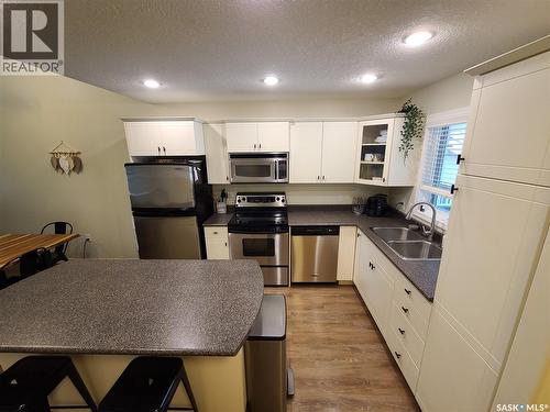 6 Eagle View Way, Elk Ridge, SK - Indoor Photo Showing Kitchen With Double Sink