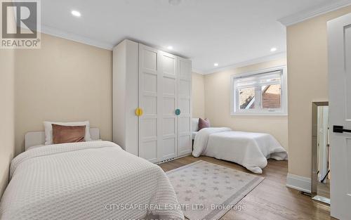 1270 Saginaw Crescent, Mississauga, ON - Indoor Photo Showing Bedroom