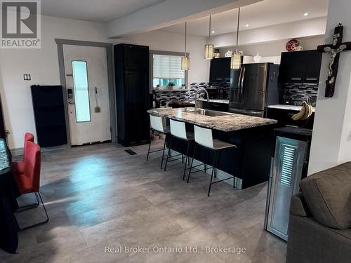 33 Cozy Street, Welland (Lincoln/Crowland), ON - Indoor