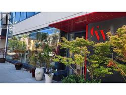 1512 W 6TH AVENUE  Vancouver, BC V6J 1R2