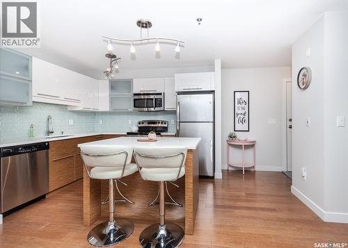 208B 415 Hunter Road, Saskatoon, SK - Indoor Photo Showing Kitchen