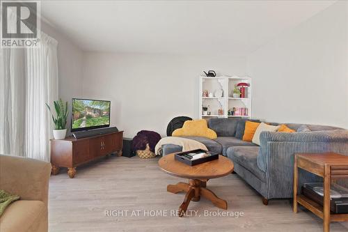 136 Langton Street, Peterborough (Northcrest Ward 5), ON - Indoor Photo Showing Living Room