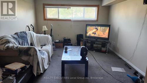 10 Charlton Crescent, North Bay (Ferris), ON - Indoor