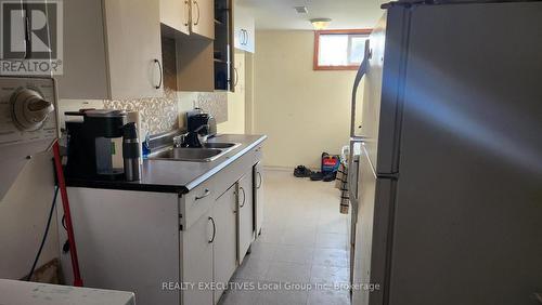 10 Charlton Crescent, North Bay (Ferris), ON - Indoor Photo Showing Kitchen