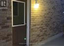 SEPARATE SIDE ENTRANCE - 34 Ebury (Lower) Drive, Brampton, ON  -  