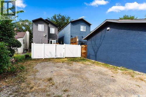 2875 Garnet Street, Regina, SK - Outdoor