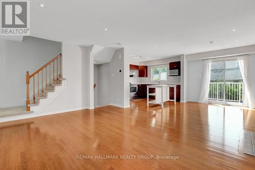 553 Burleigh Private, Ottawa, ON - Indoor