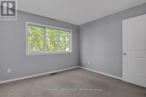 553 Burleigh Private, Ottawa, ON - Indoor Photo Showing Other Room