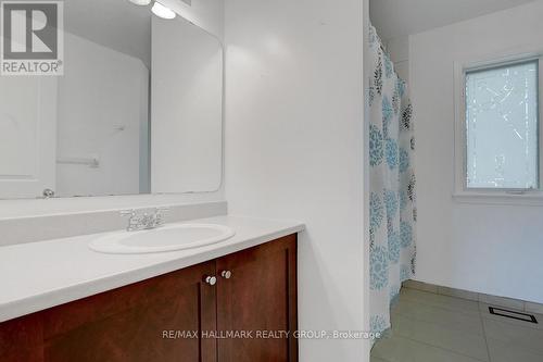 553 Burleigh Private, Ottawa, ON - Indoor Photo Showing Bathroom