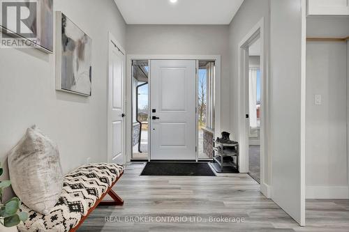 64 Queen Street W, Norfolk, ON - Indoor Photo Showing Other Room