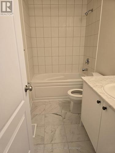 73 Keelson Street, Welland (Dain City), ON - Indoor Photo Showing Bathroom