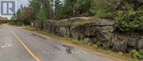 00 Pine Path, Frontenac (Frontenac North), ON 