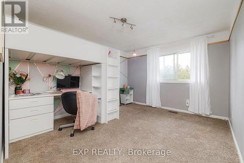 951 Gorton Avenue, Burlington, ON - Indoor