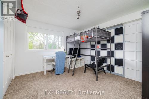 951 Gorton Avenue, Burlington, ON - Indoor Photo Showing Office