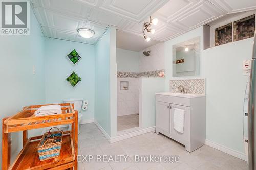 951 Gorton Avenue, Burlington, ON - Indoor