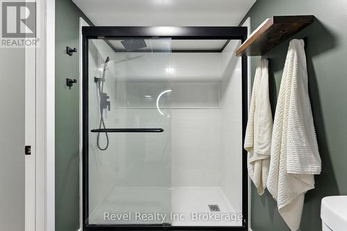 1 Conestoga Road, Woodstock (Woodstock - North), ON - Indoor Photo Showing Bathroom