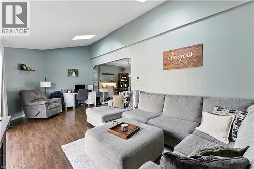 1 Conestoga Road, Woodstock, ON - Indoor Photo Showing Living Room