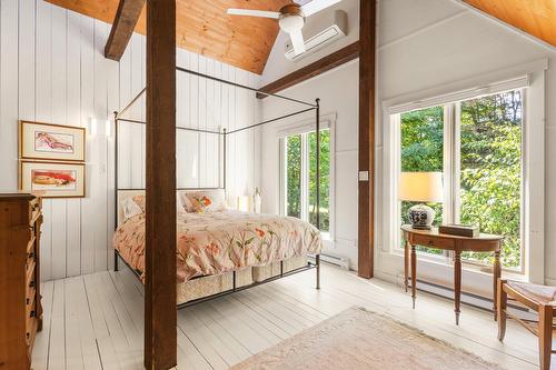 Chambre à coucher principale - 20 Rue Grove, Lac-Brome, QC - Indoor Photo Showing Bedroom