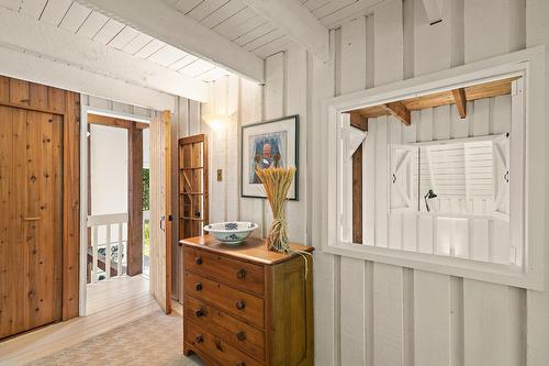 Chambre à coucher - 20 Rue Grove, Lac-Brome, QC - Indoor Photo Showing Other Room