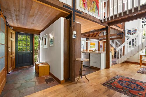 Hall d'entrée/Vestibule - 20 Rue Grove, Lac-Brome, QC - Indoor Photo Showing Other Room