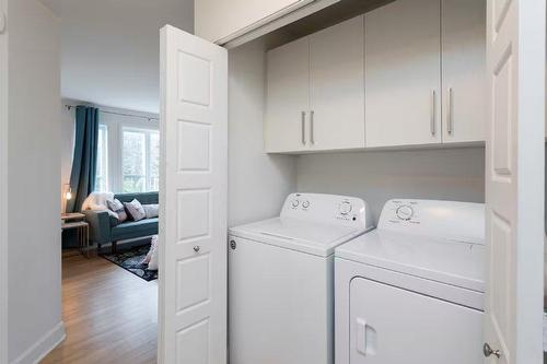 Salle de lavage - 4119 Grande Allée, Longueuil (Saint-Hubert), QC - Indoor Photo Showing Laundry Room