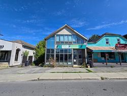 91  - 93 Boul. des Laurentides  Laval (Pont-Viau), QC H7G 2T2