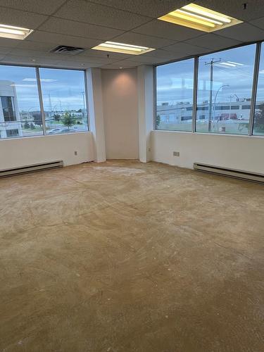 Bureau - 5040 Rue Levy, Montréal (Saint-Laurent), QC 